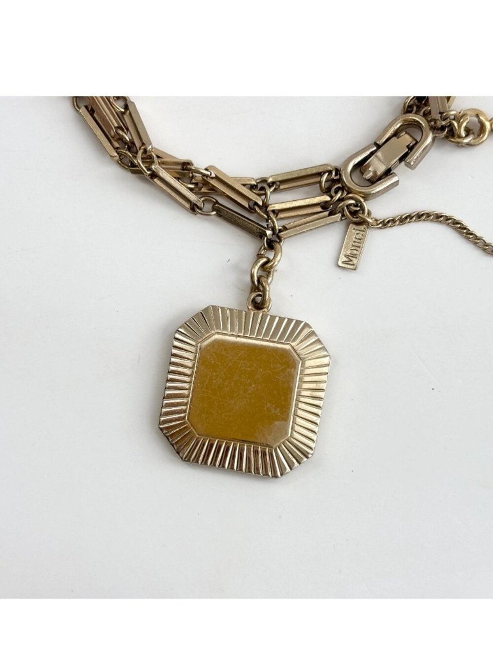 MONET Multi Long Chainlink Gold Toned Fluted Square Pendant Vintage Bracelet